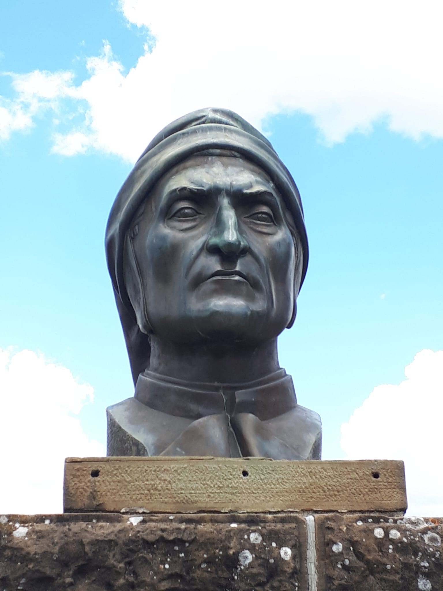 DANTE ALIGHIERI